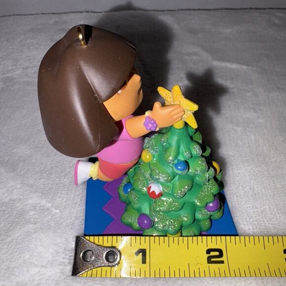 Dora The Explorer 2004 Carlton Cards Ornament 127 Decorate With Dora Christmas - Picture 7 of 8